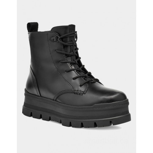 UGG womens sidnee platform boot (black)      